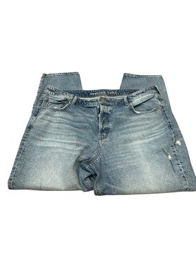 American Eagle Outfitters Light Blue Distressed Women’s Jeans